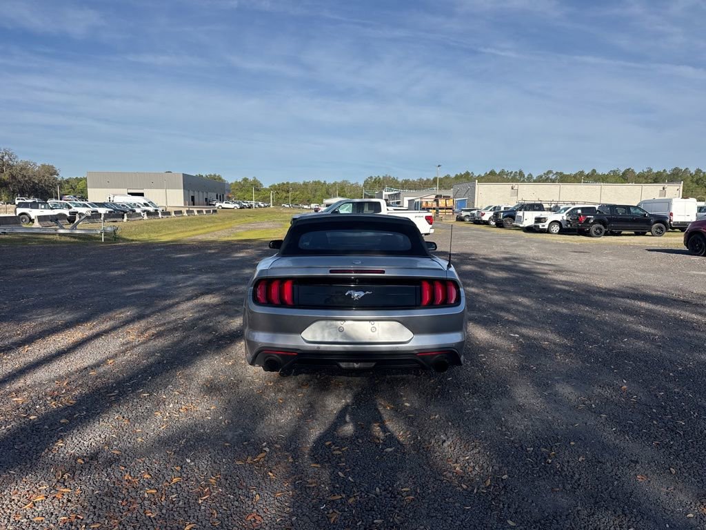 Used 2020 Ford Mustang Premium image 5