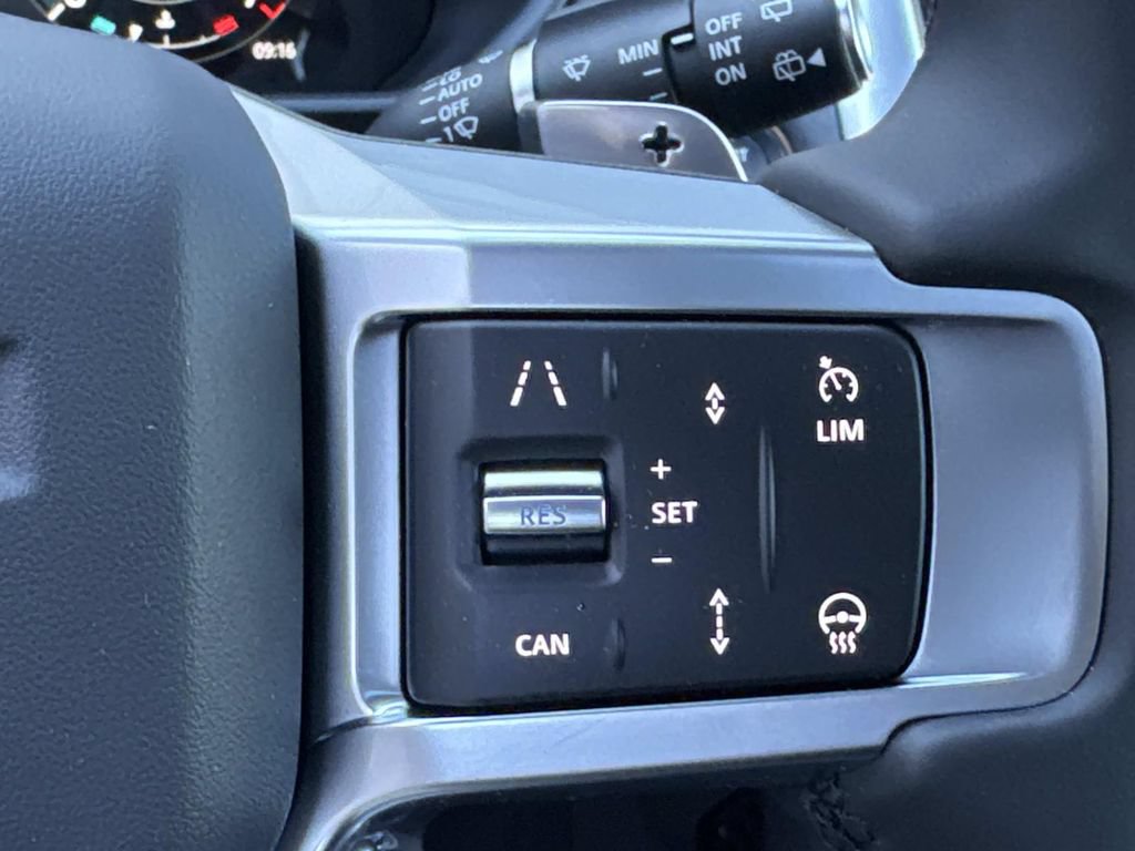 New 2026 Land Rover Discovery S AWD/4WD image 29