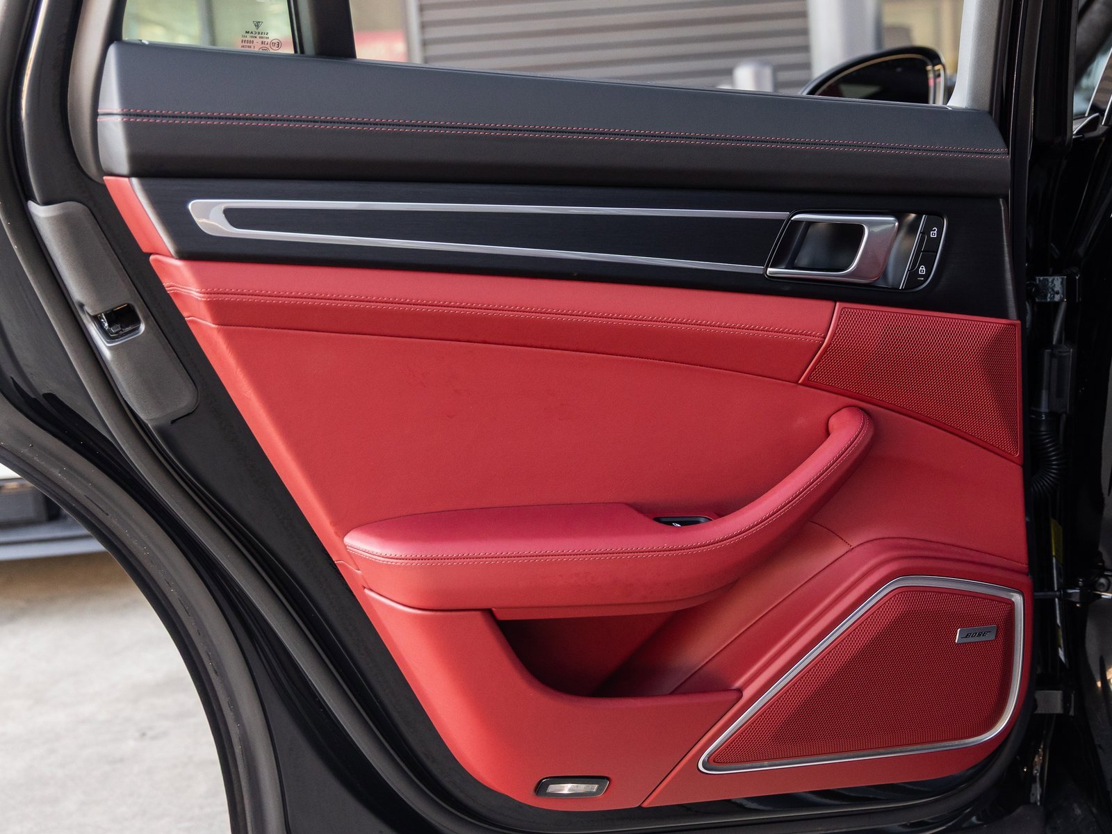 Used 2023 Porsche Panamera GTS image 31