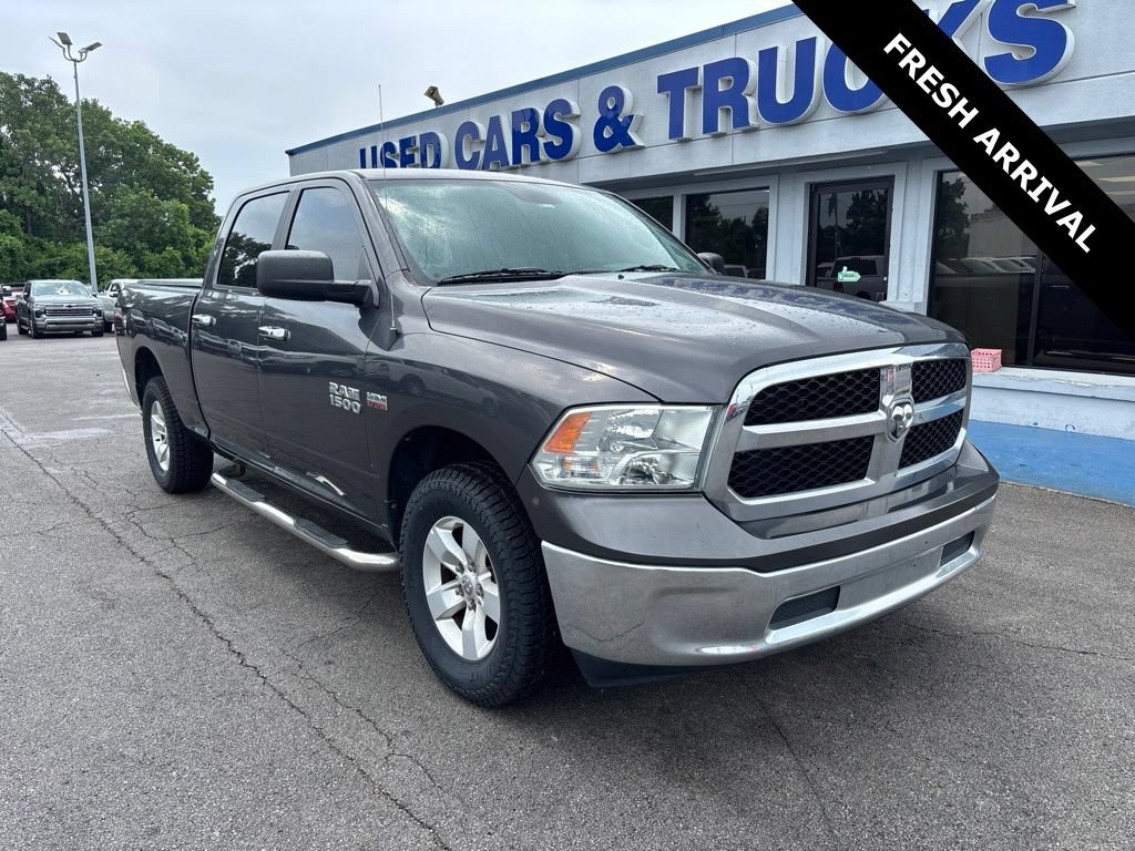 Used 2017 RAM 1500 Classic SLT AWD/4WD image 1
