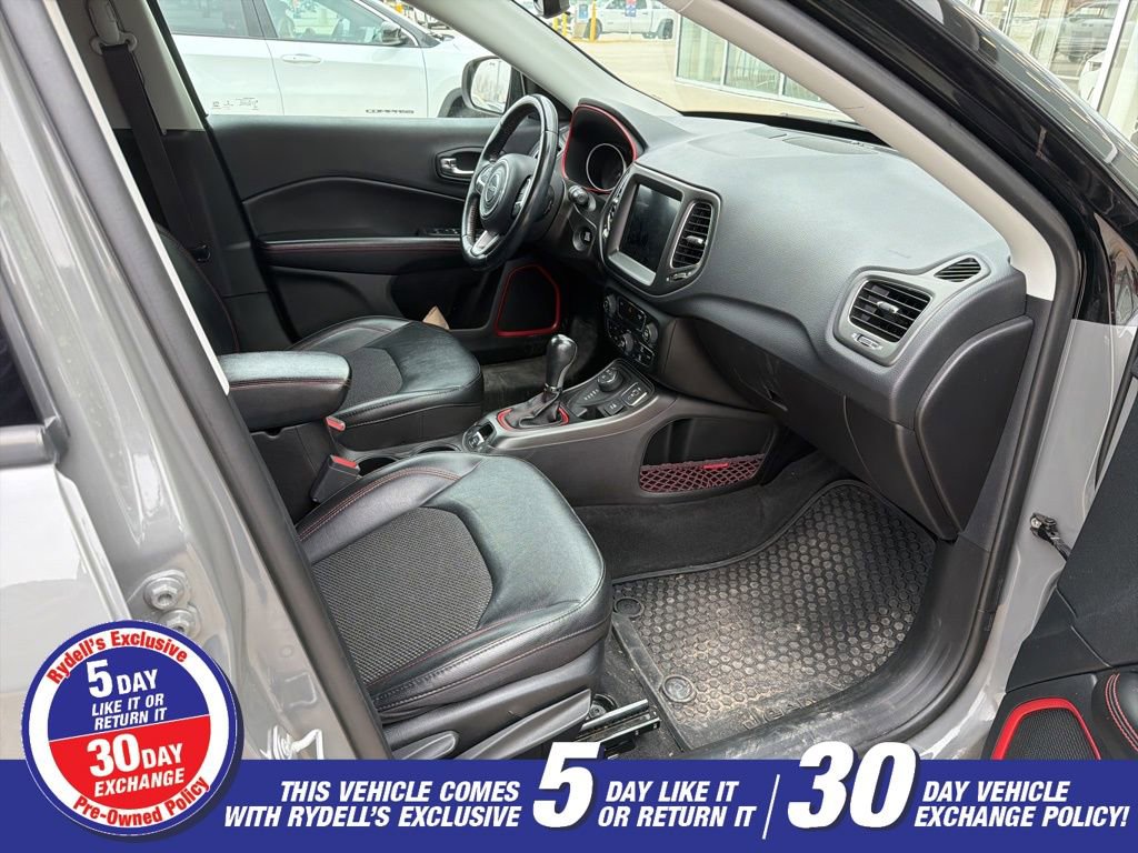 Used 2020 Jeep Compass Trailhawk image 14