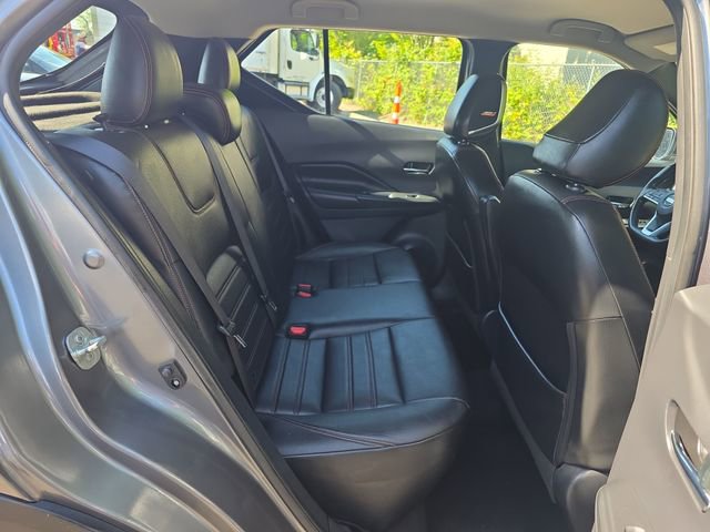 Used 2019 Nissan Kicks SR w/ SR Premium Package FWD image 10