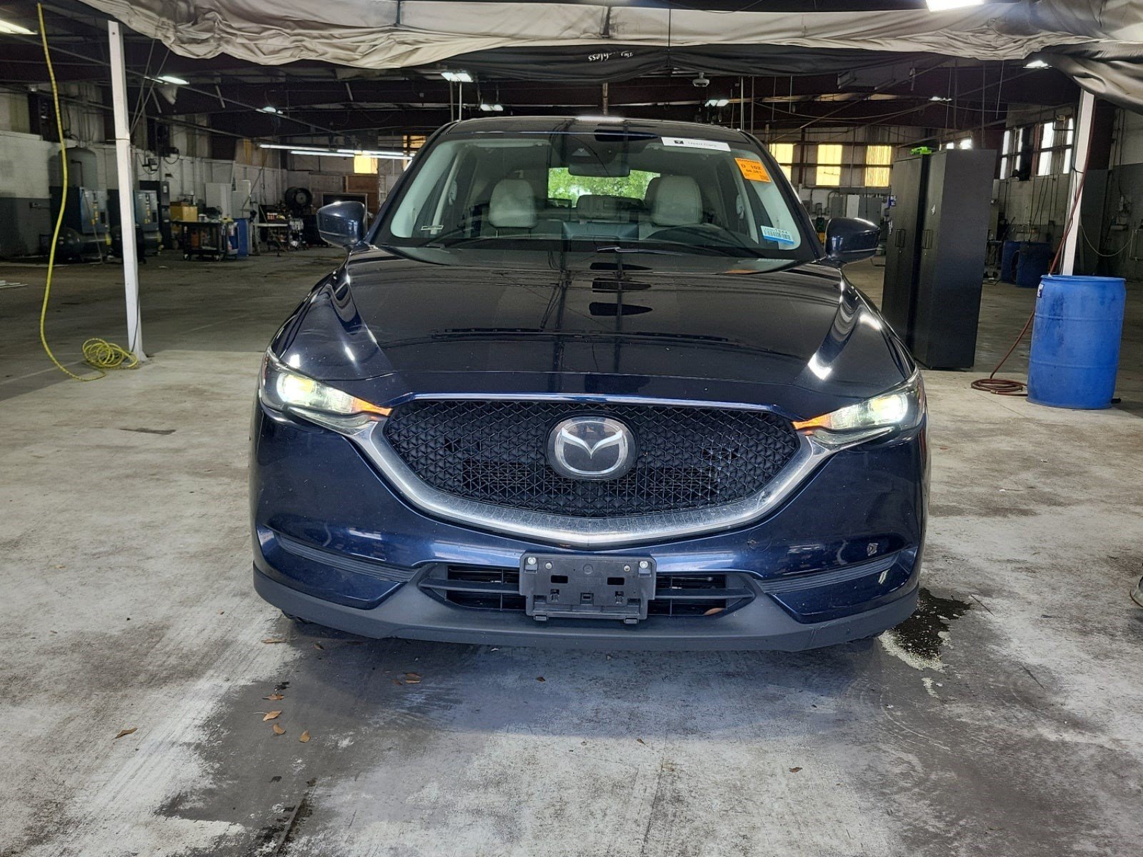 Used 2021 MAZDA CX-5 Touring FWD image 2