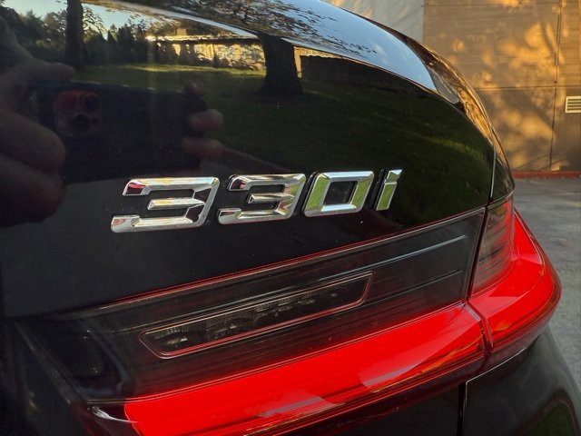 Used 2019 BMW 330i Sedan w/ Convenience Package image 33