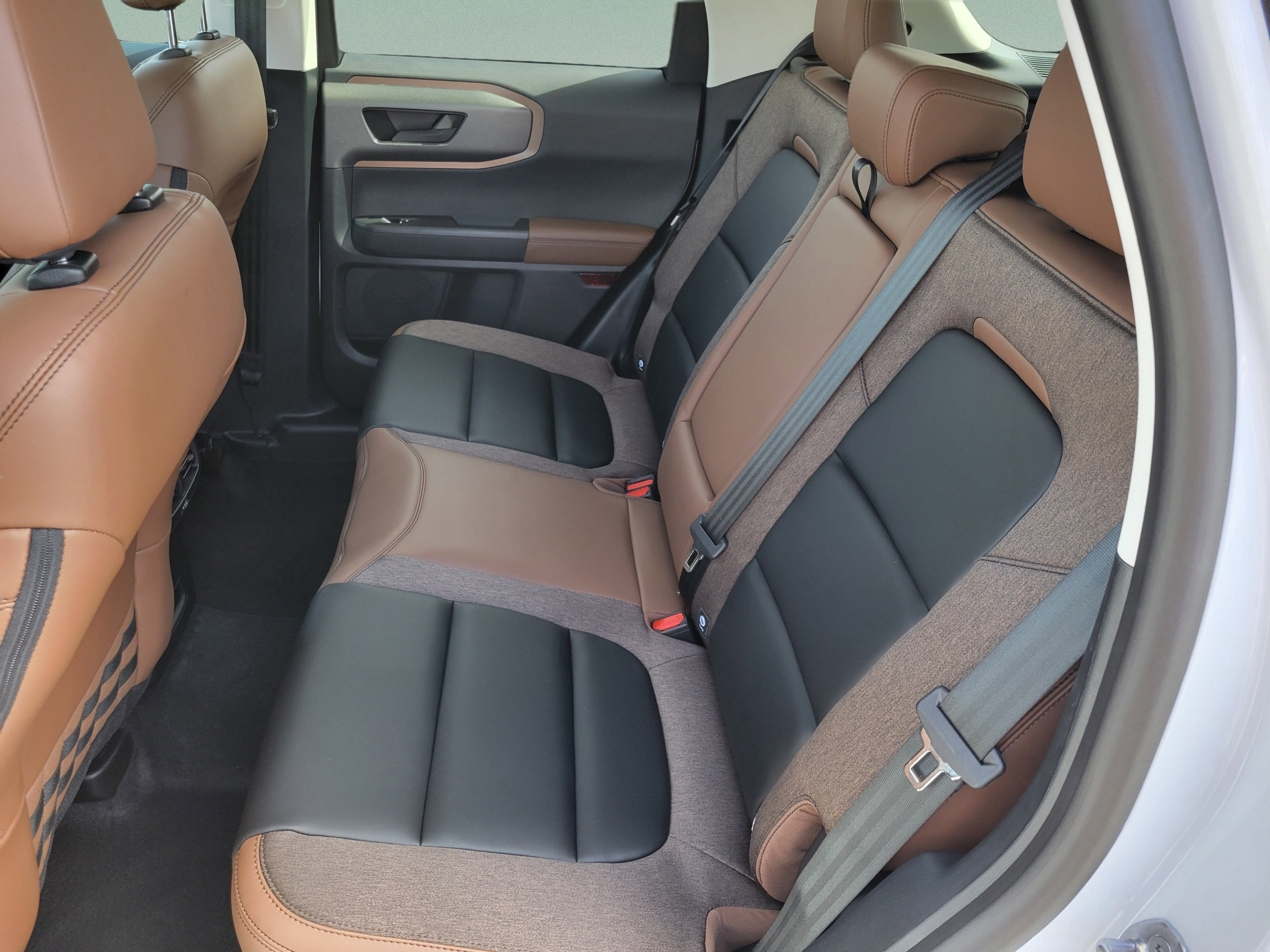 New 2026 Ford Bronco Sport Outer Banks w/ Outer Banks Tech Package+ AWD/4WD image 23