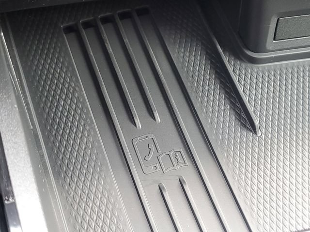 New 2026 Volkswagen Atlas Cross Sport SEL R-Line AWD/4WD image 32