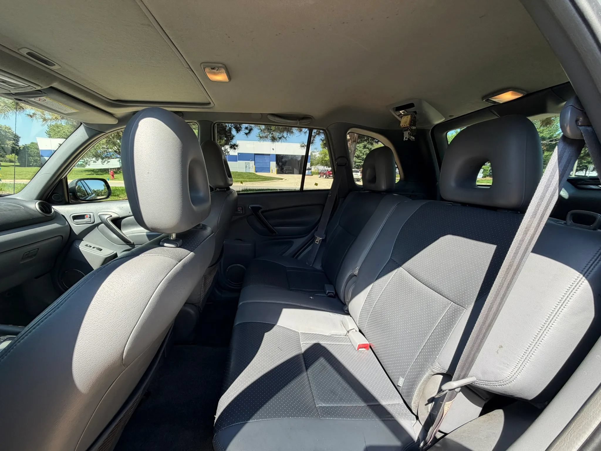 Used 2003 Toyota RAV4 4WD image 13
