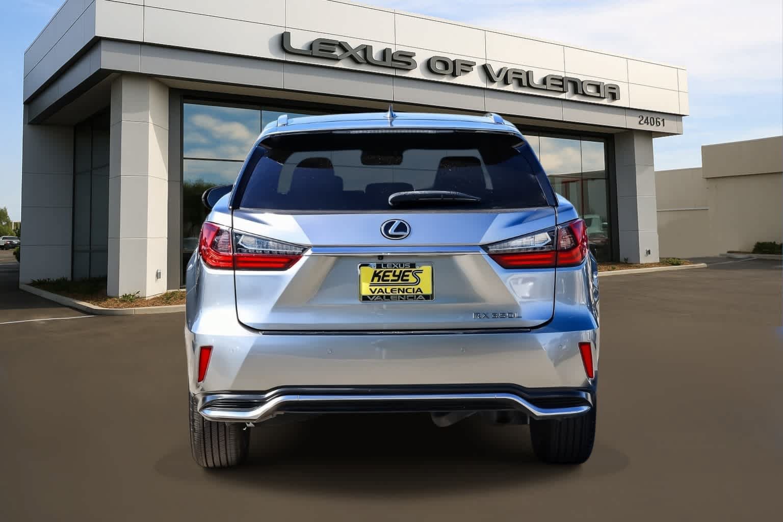 Used 2020 Lexus RX 350L FWD w/ Premium Package image 3