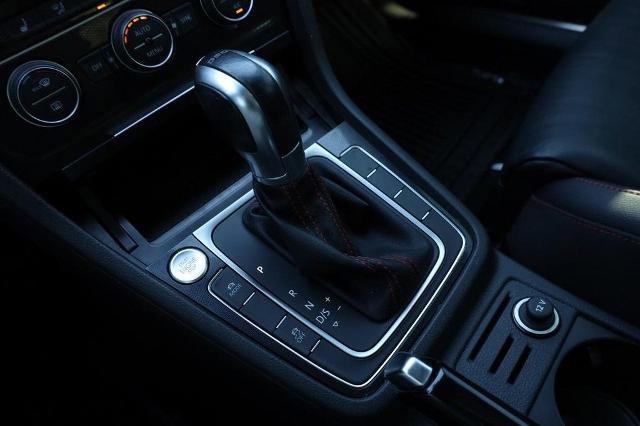 Used 2017 Volkswagen GTI Autobahn FWD image 16