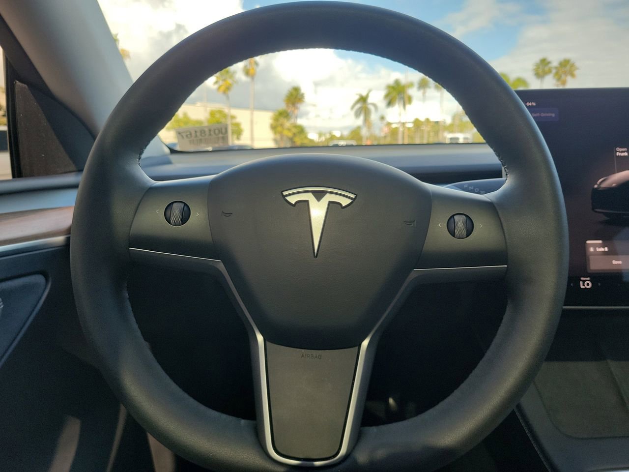 Used 2024 Tesla Model Y Long Range image 28