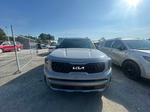 Used 2023 Kia Telluride EX X-Line AWD/4WD image 2