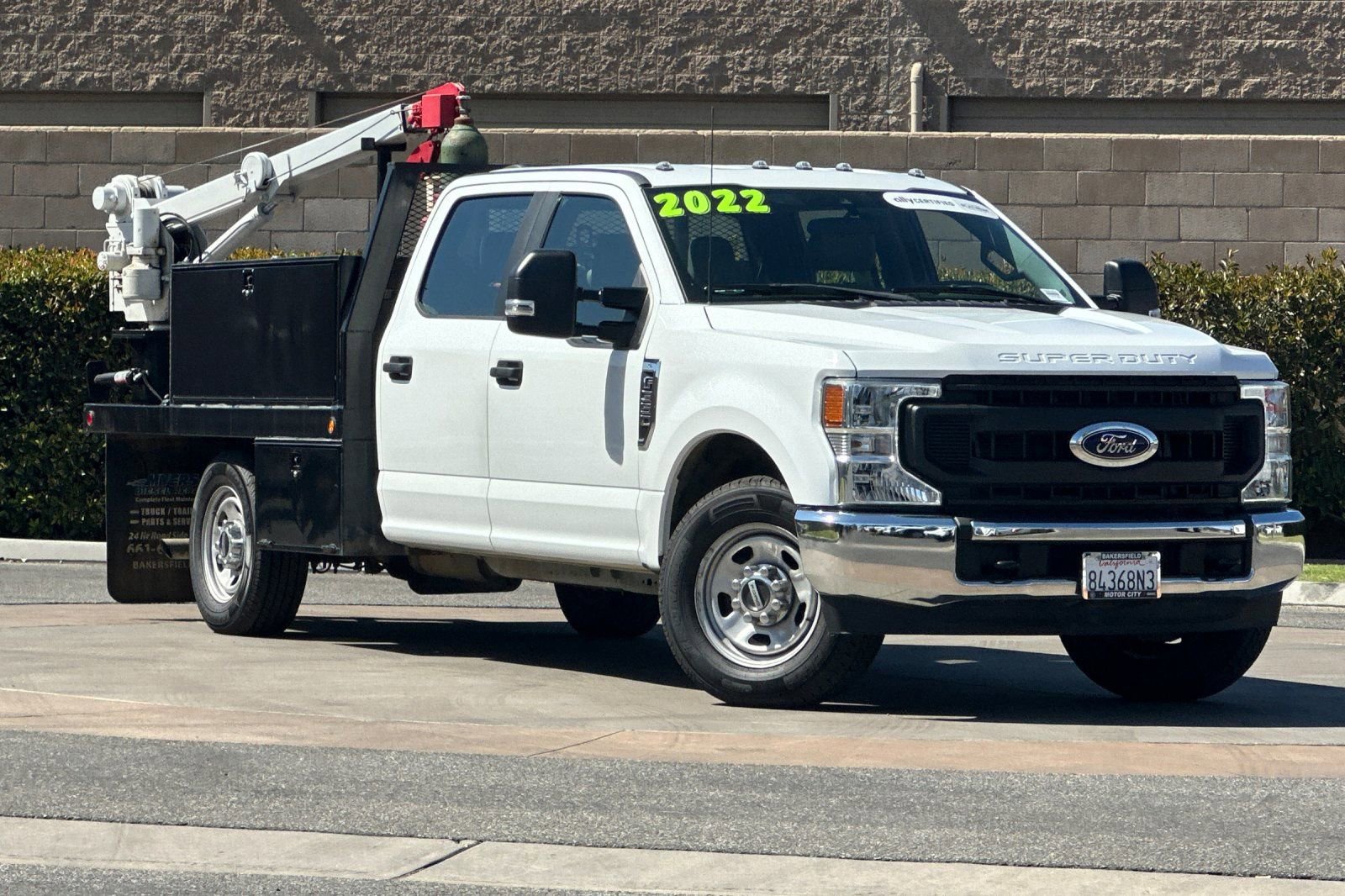 Used 2022 Ford F350 XL w/ Power Equipment Group image 2