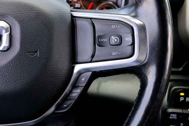Used 2019 RAM 1500 Laramie AWD/4WD image 13