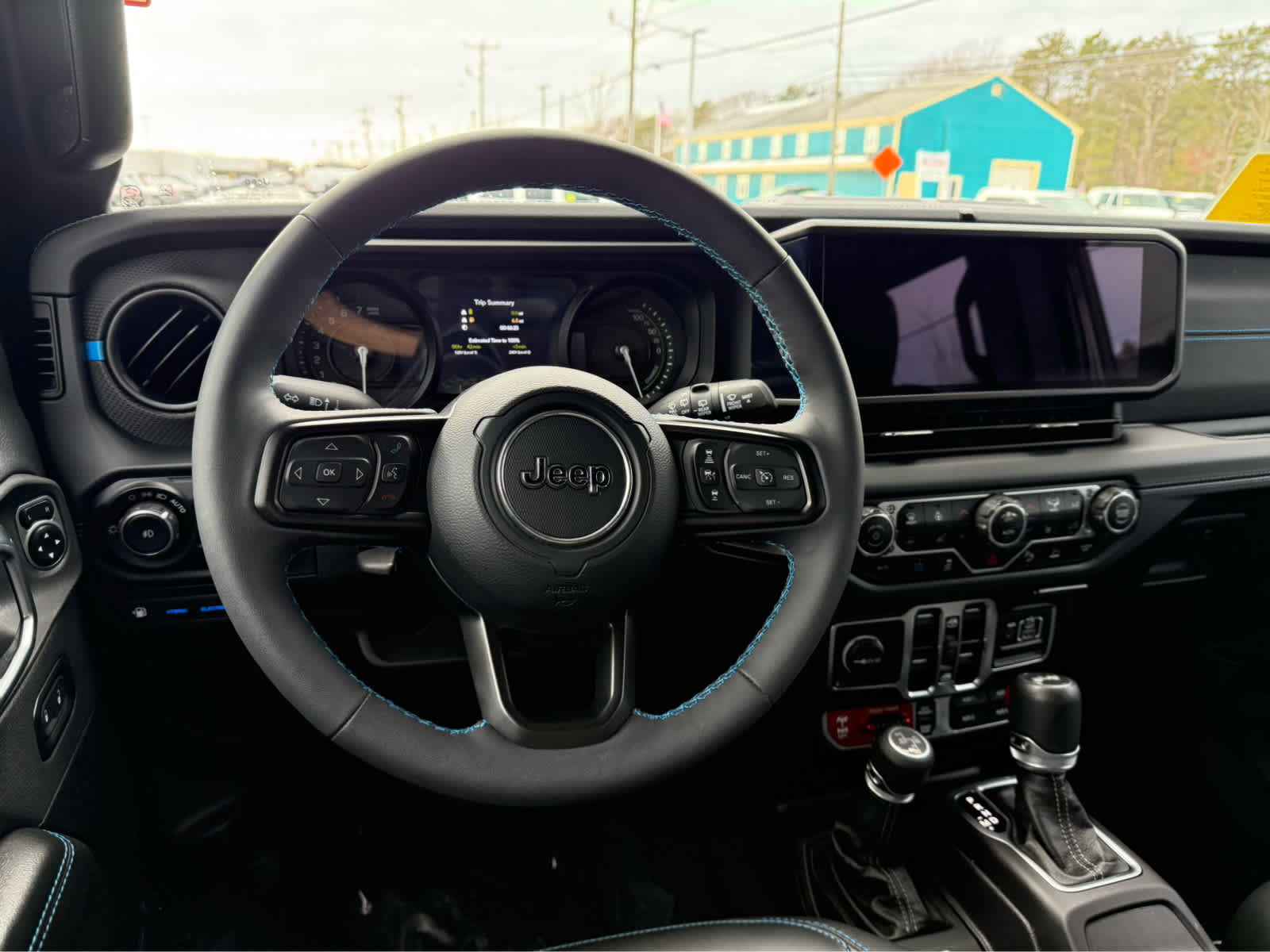 Used 2024 Jeep Wrangler Unlimited Rubicon 4xe image 21