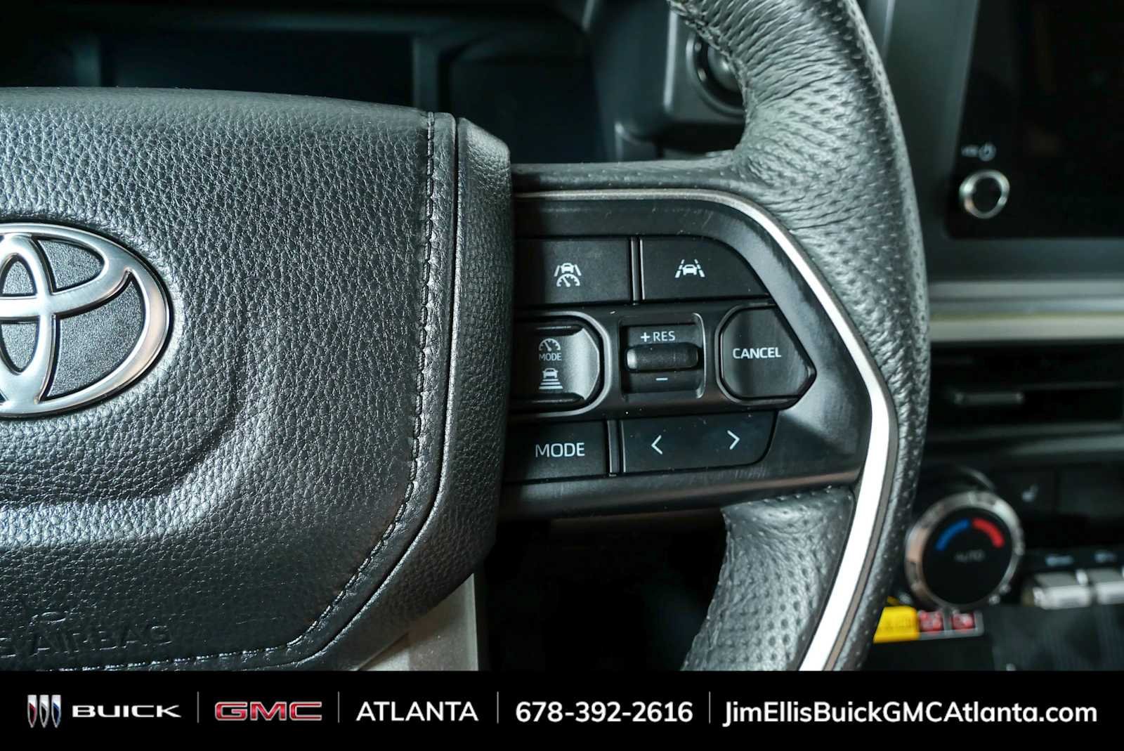 Used 2024 Toyota Tacoma SR5 AWD/4WD image 11