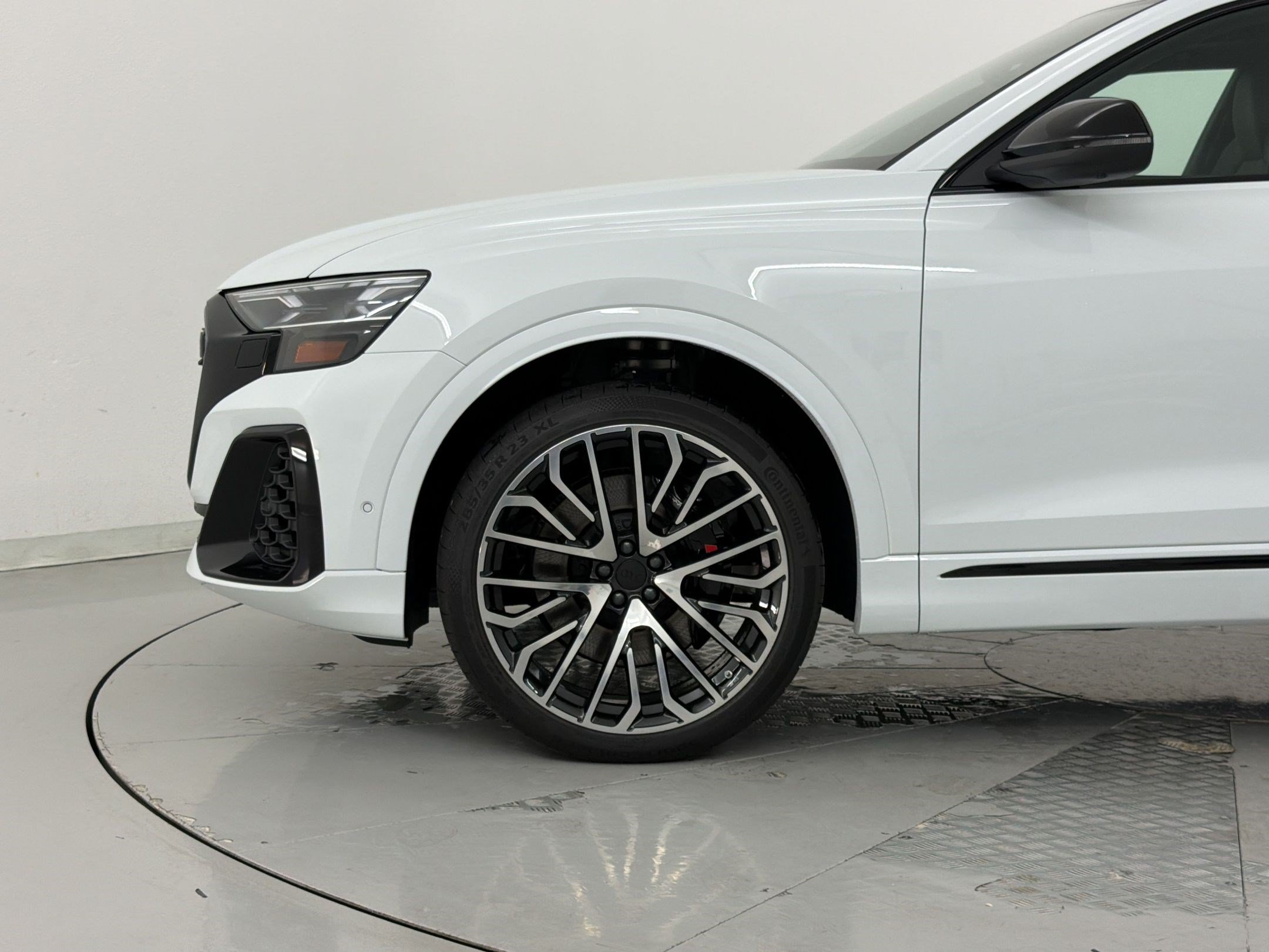 New 2026 Audi SQ8 Prestige AWD/4WD image 26