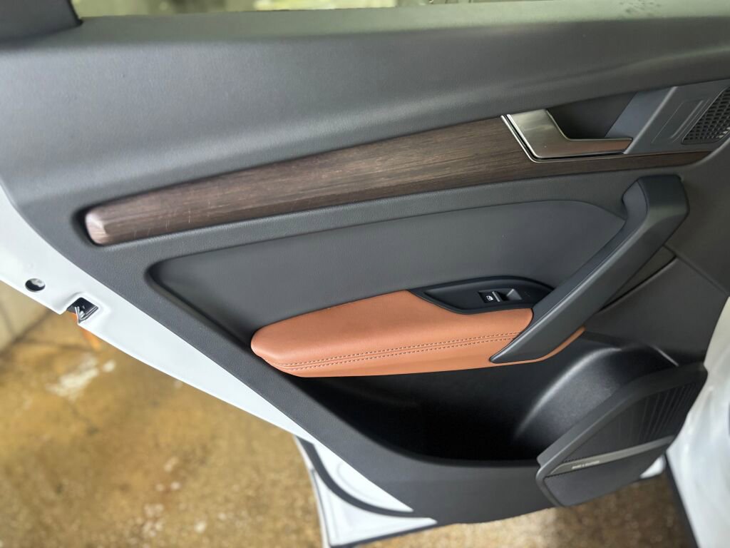 Used 2025 Audi Q5 2.0T Premium Plus image 16