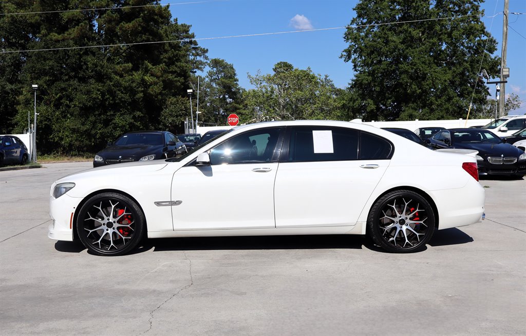 Used 2012 BMW ALPINA B7 xDrive LWB AWD/4WD image 4