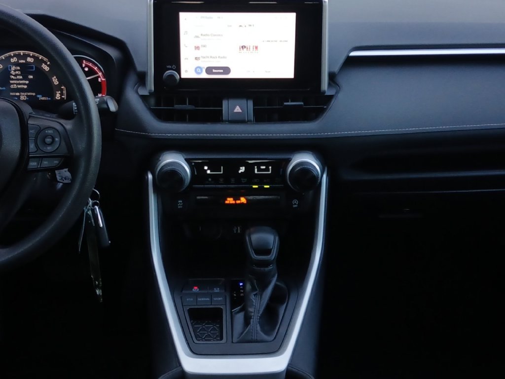 Used 2024 Toyota RAV4 LE FWD image 3