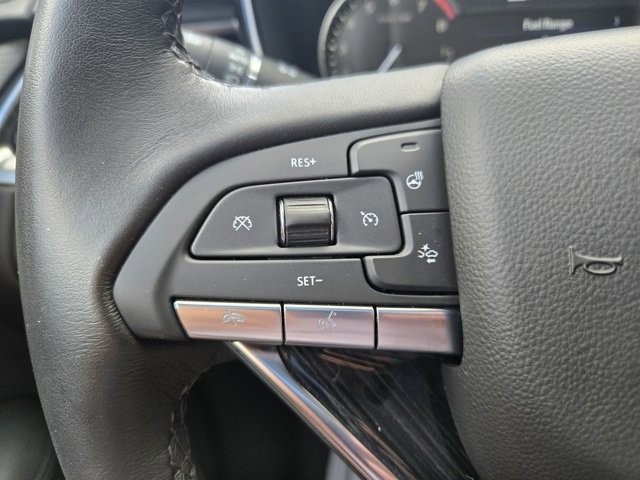 Used 2025 Cadillac XT6 Premium Luxury image 27