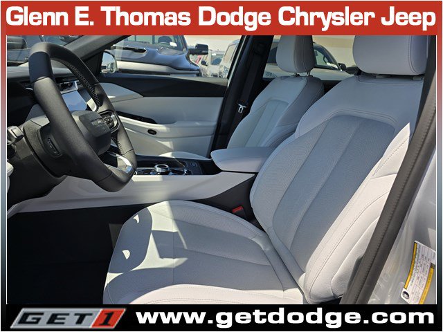 New 2026 Jeep Cherokee Laredo AWD/4WD image 9