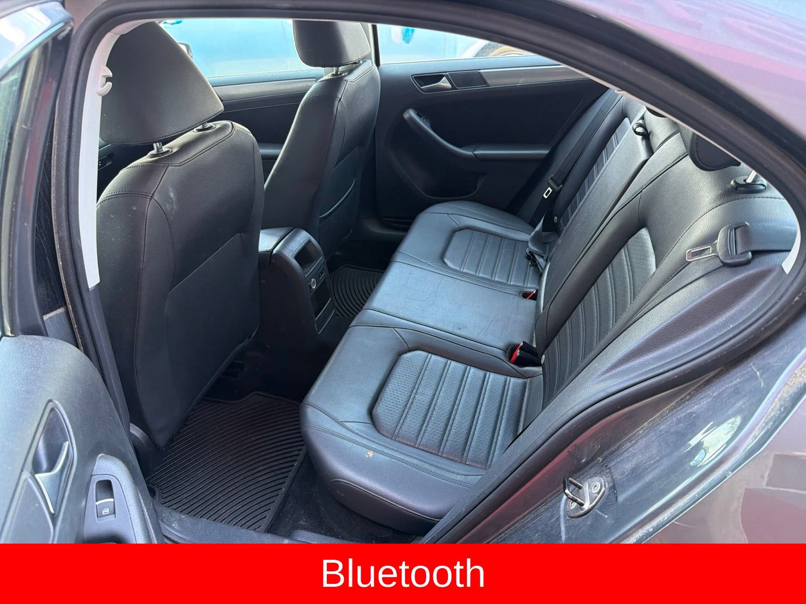 Used 2014 Volkswagen Jetta SEL FWD image 2