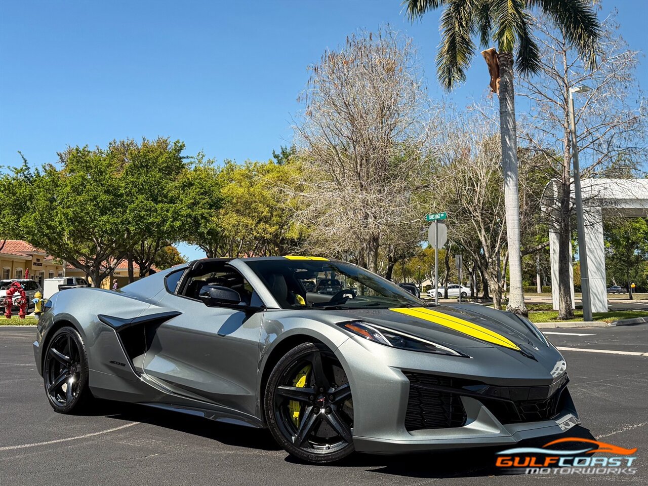 Used 2024 Chevrolet Corvette Z06 w/ Stealth Interior Trim Package RWD image 76