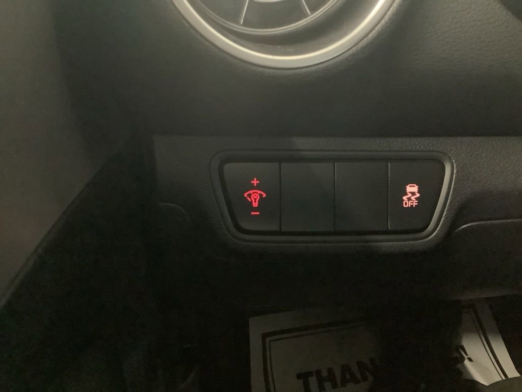 Certified 2023 Kia Forte LXS image 20