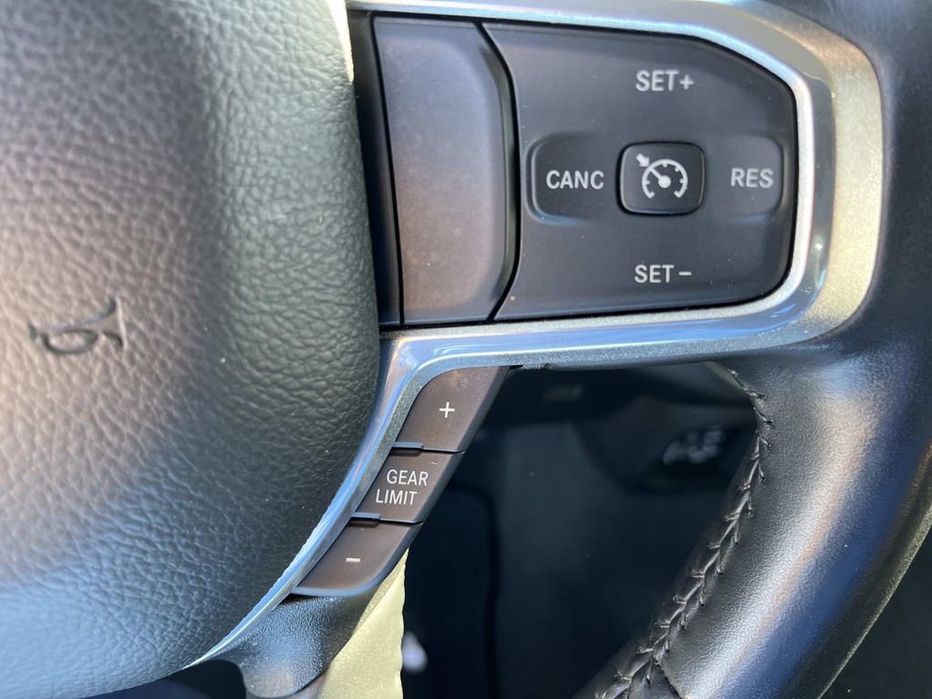 Used 2022 RAM 1500 Laramie image 31