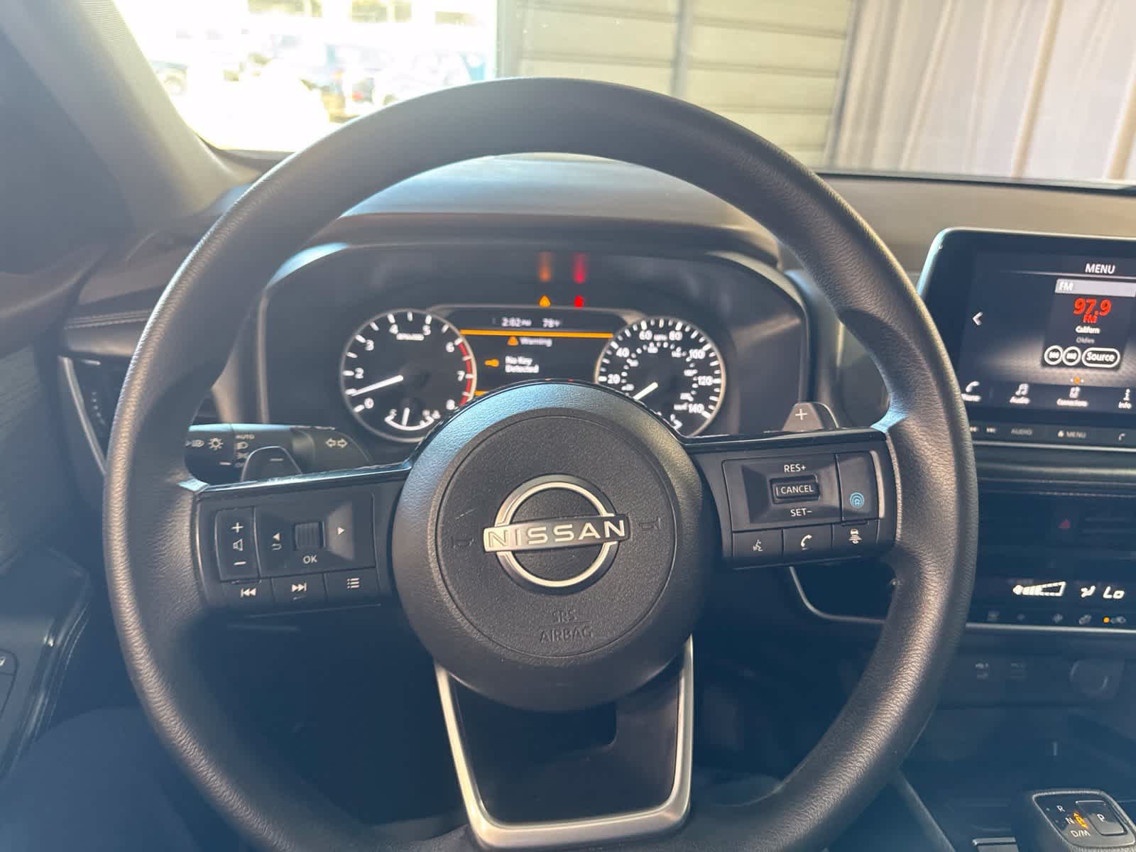Used 2022 Nissan Rogue SV FWD image 24