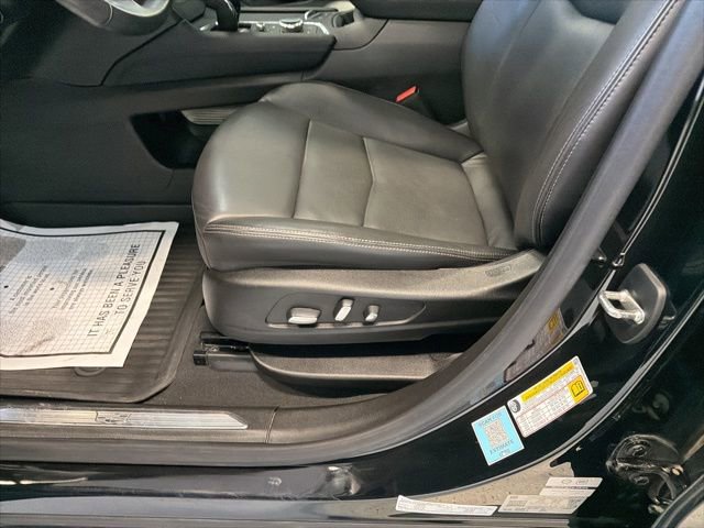 Used 2024 Cadillac XT5 Premium Luxury w/ Technology Package image 18