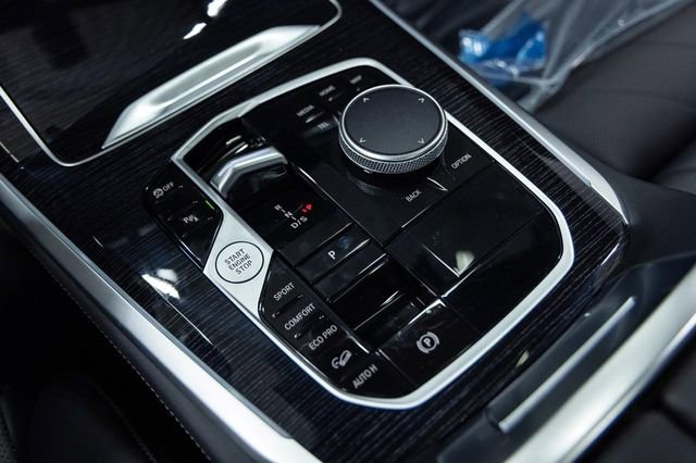 New 2026 BMW X5 xDrive40i w/ M Sport Package image 21