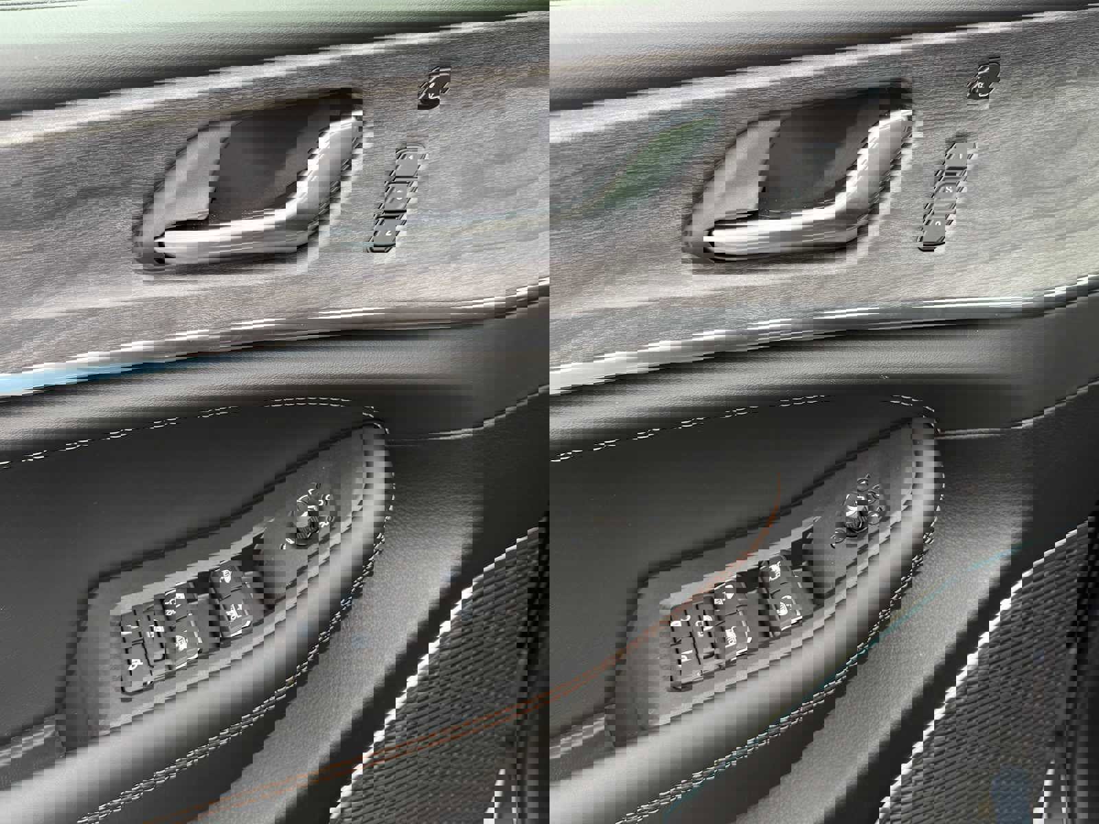 New 2025 Jeep Grand Cherokee Overland w/ Luxury Tech Group IV image 7