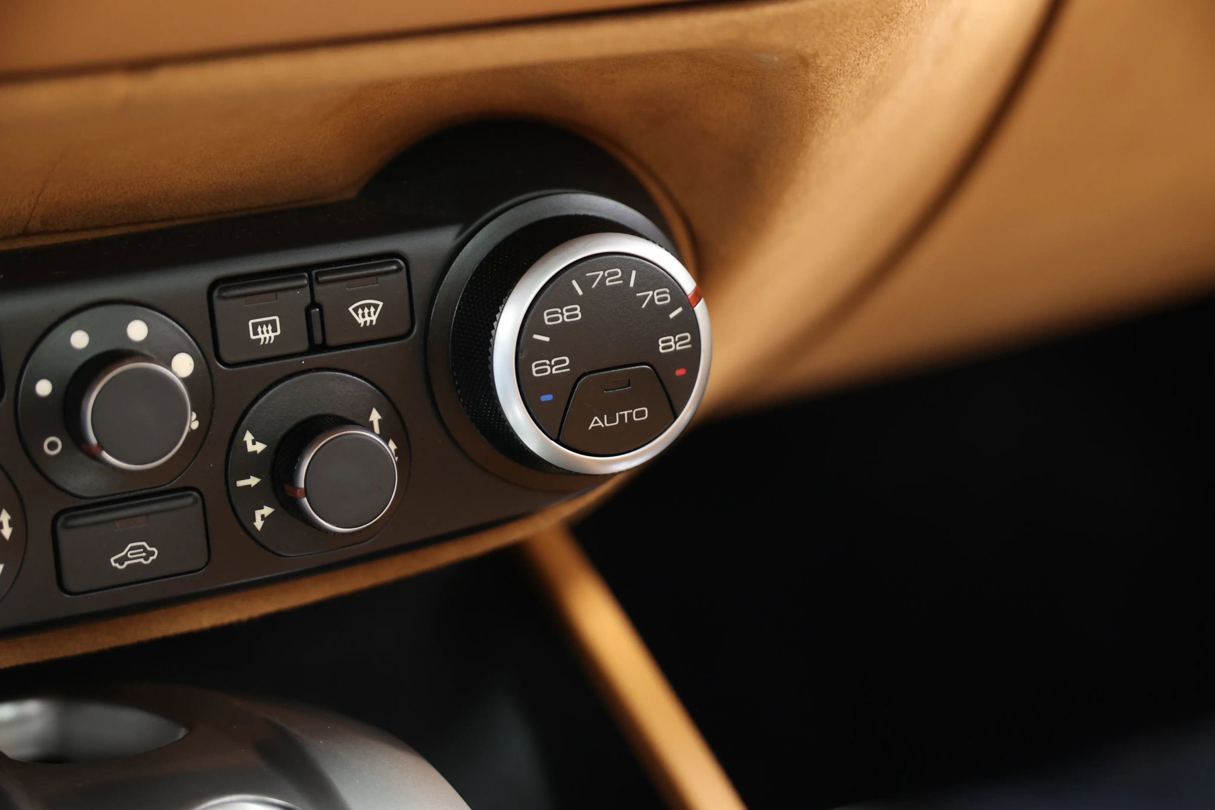 Used 2017 Ferrari California T image 53