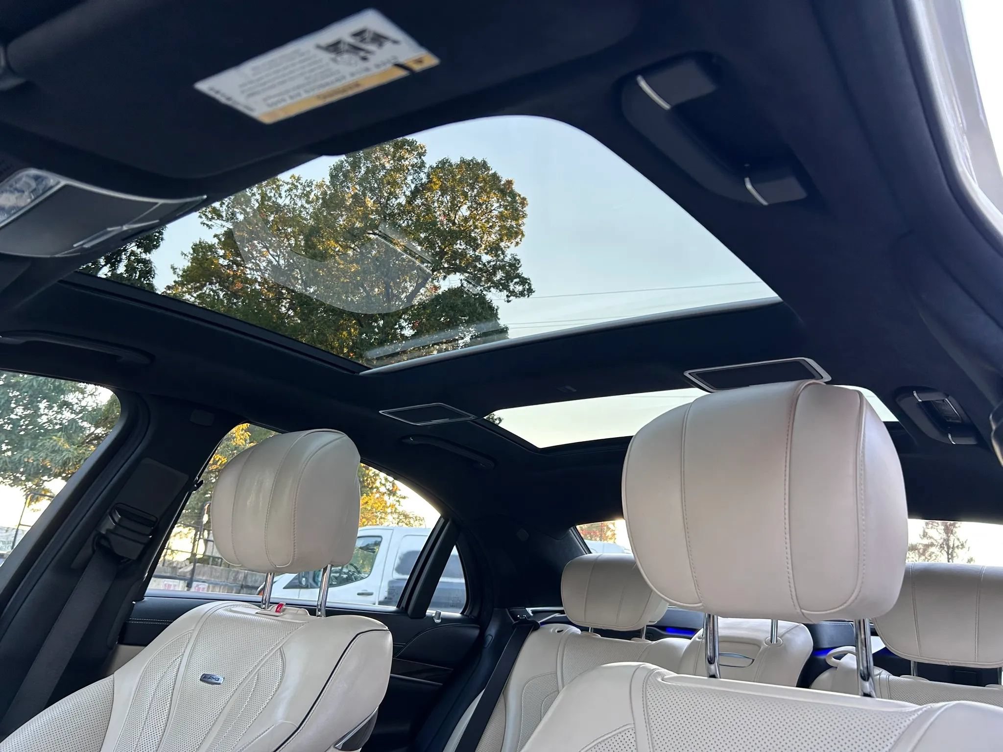 Used 2015 Mercedes-Benz S 63 AMG 4MATIC Sedan image 33