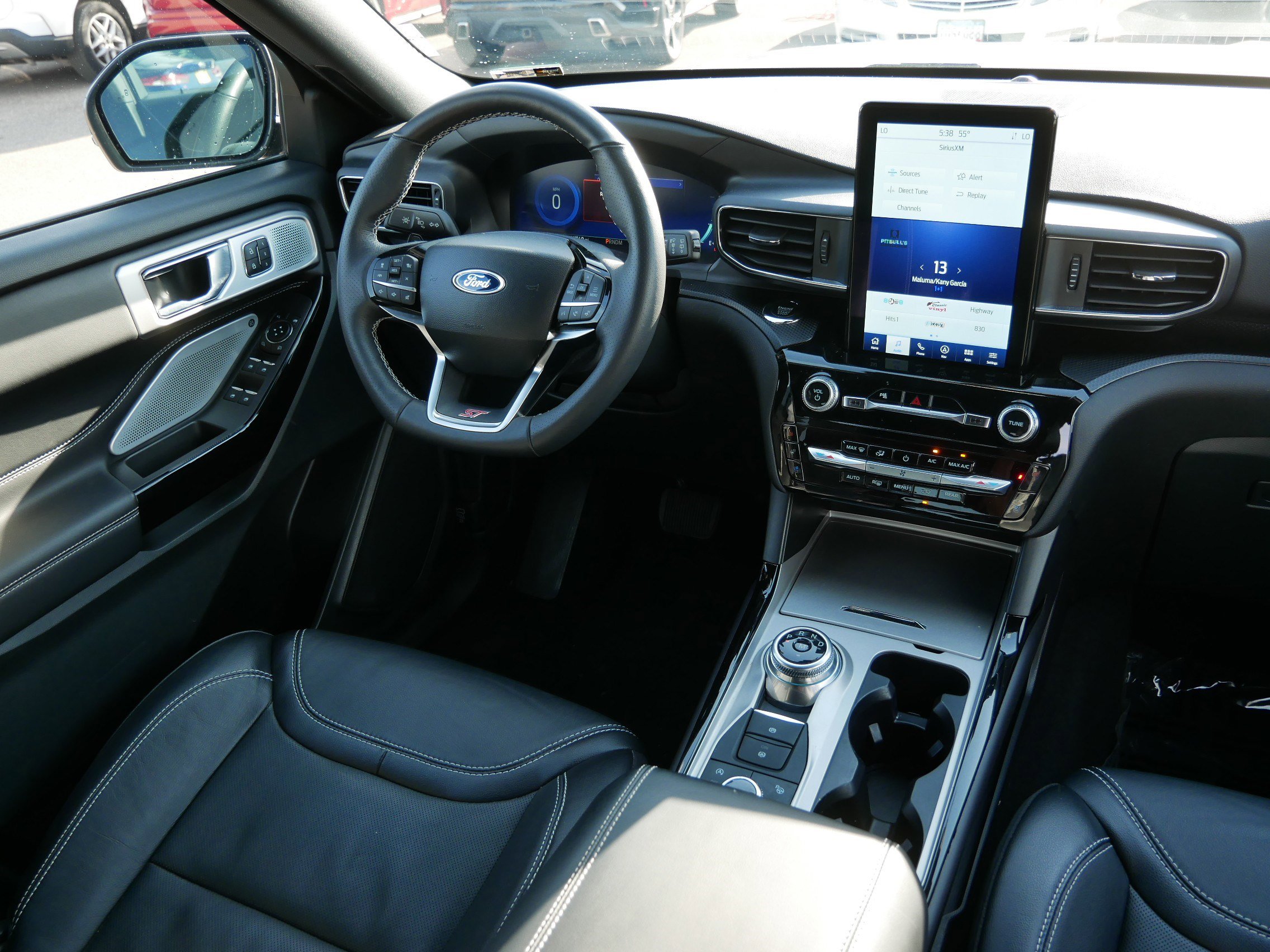 Used 2024 Ford Explorer ST w/ Equipment Group 401A AWD/4WD image 9