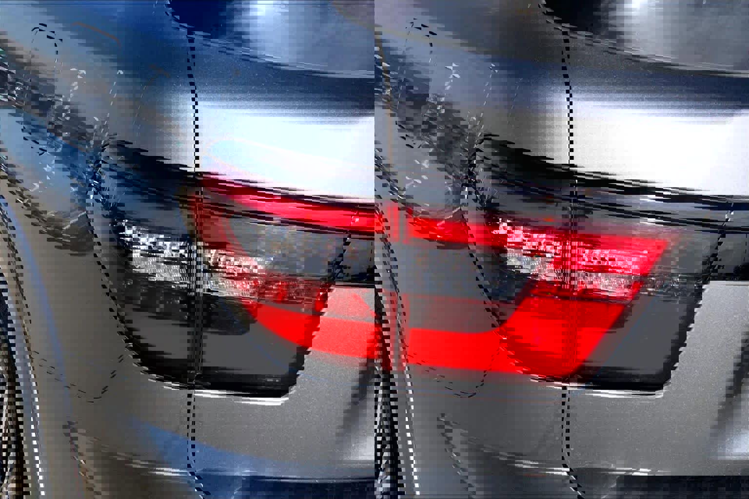 Used 2021 Nissan Armada SL w/ Midnight Edition Package image 27