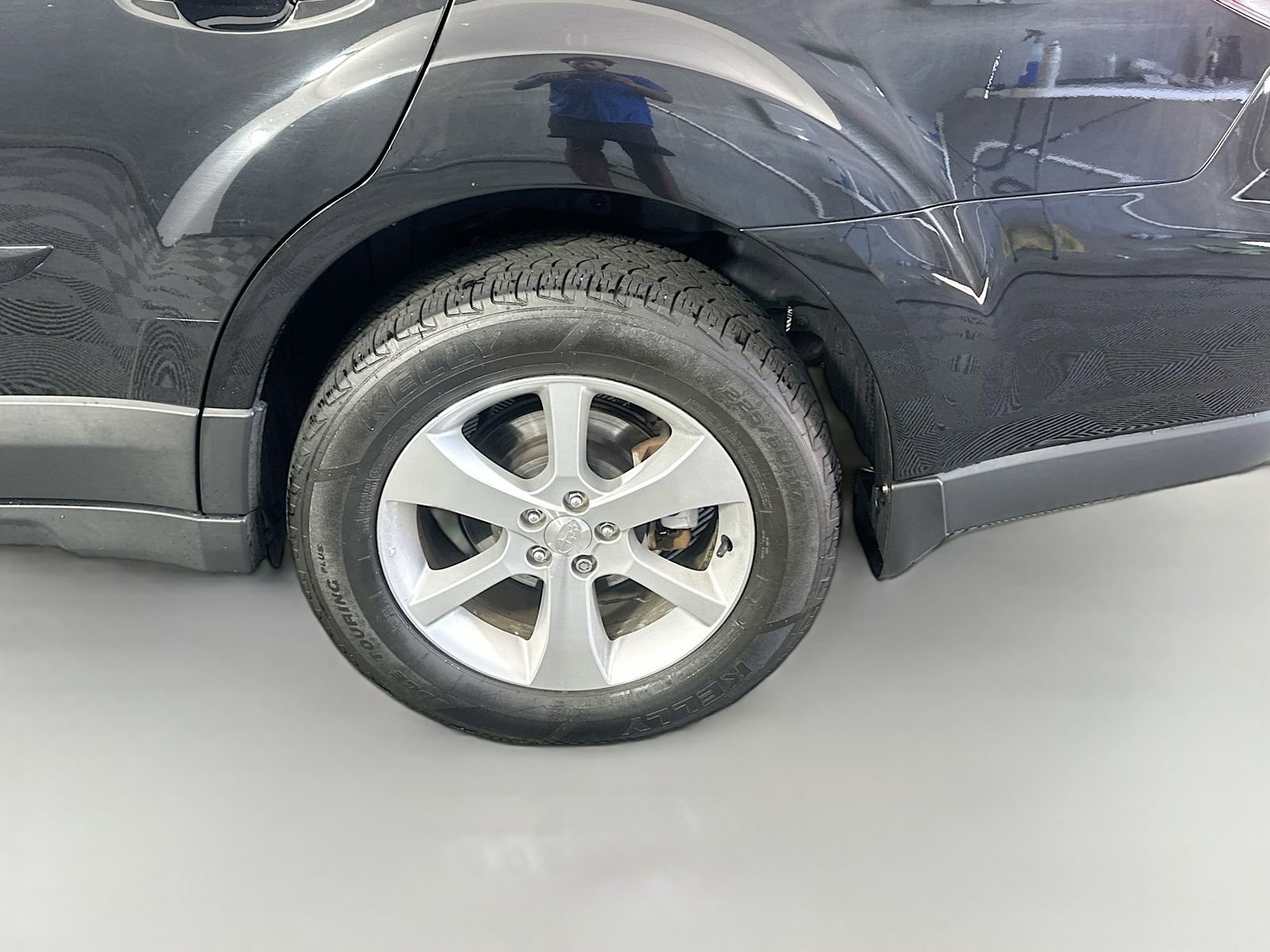 Used 2013 Subaru Outback 3.6R Limited w/ Moonroof Pkg AWD/4WD image 30