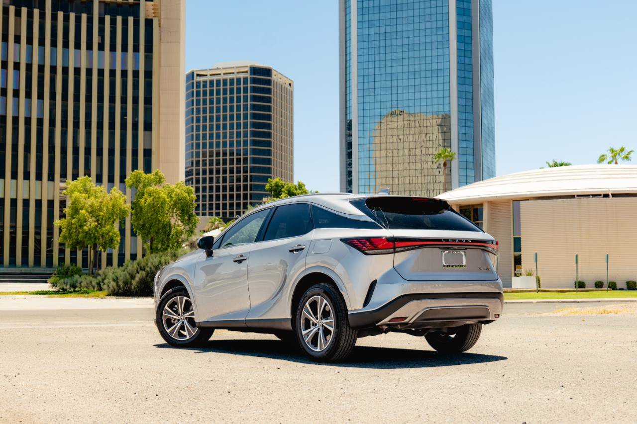Used 2023 Lexus RX 350 Premium w/ Cold Area Package FWD image 12