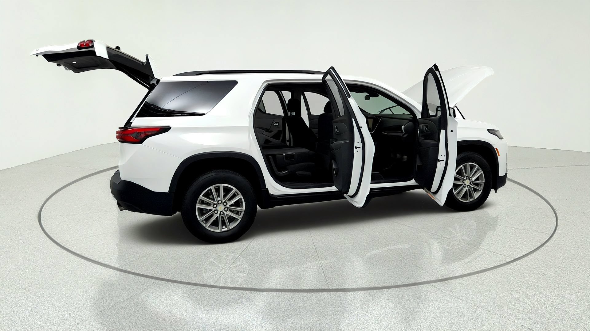 Certified 2023 Chevrolet Traverse LT FWD image 13