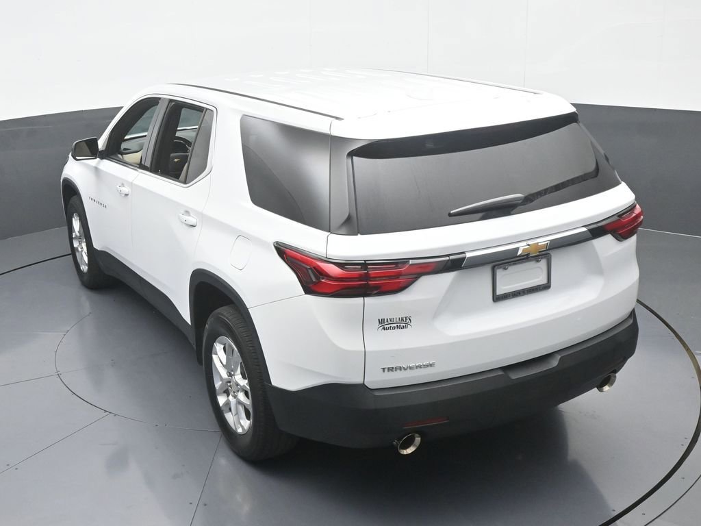 Used 2022 Chevrolet Traverse LS image 47