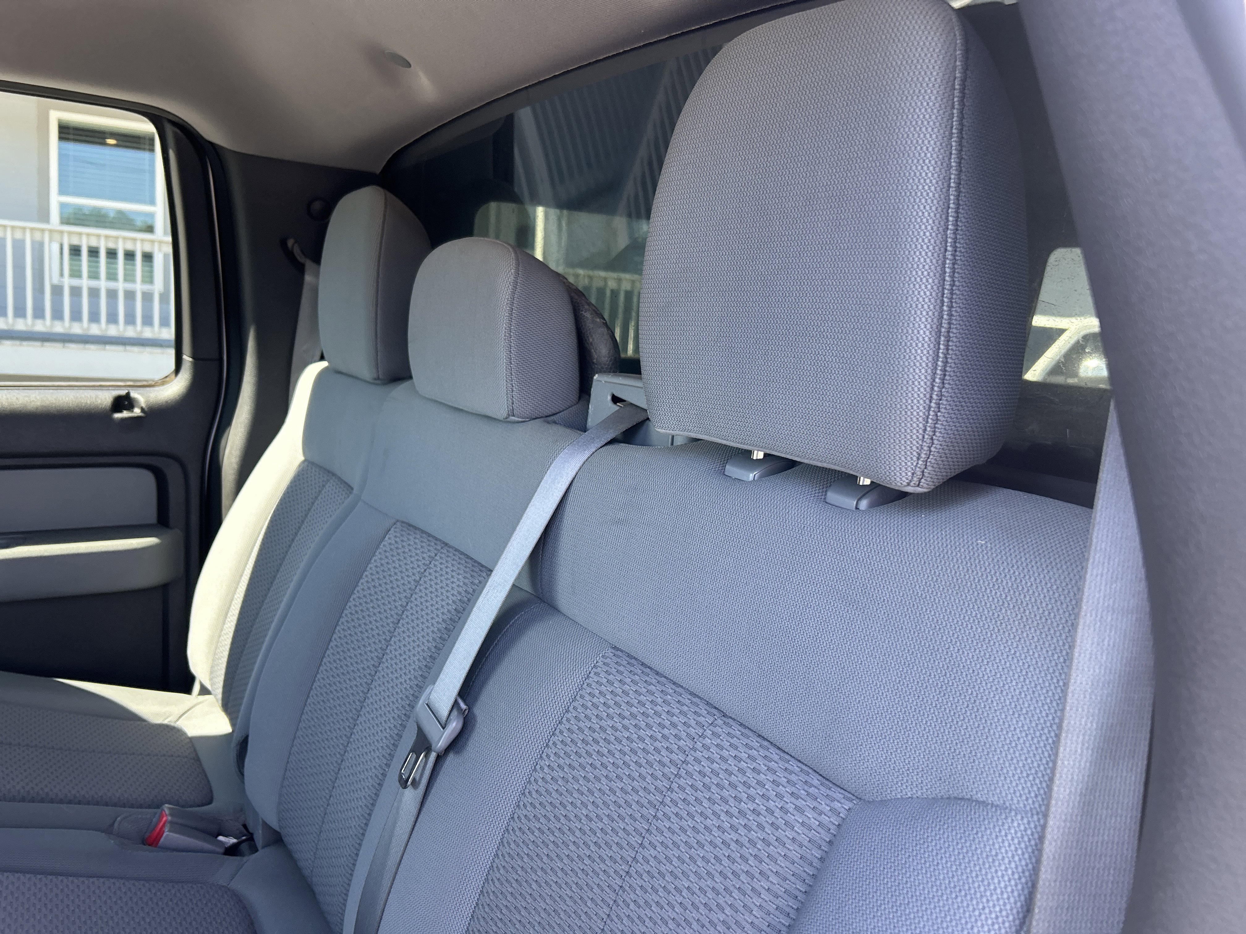 Used 2011 Ford F150 XLT w/ XLT Chrome Pkg image 37