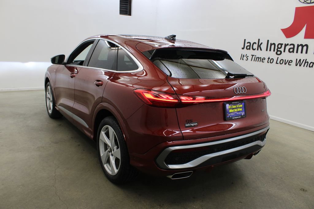 New 2025 Audi Q5 Prestige AWD/4WD image 3