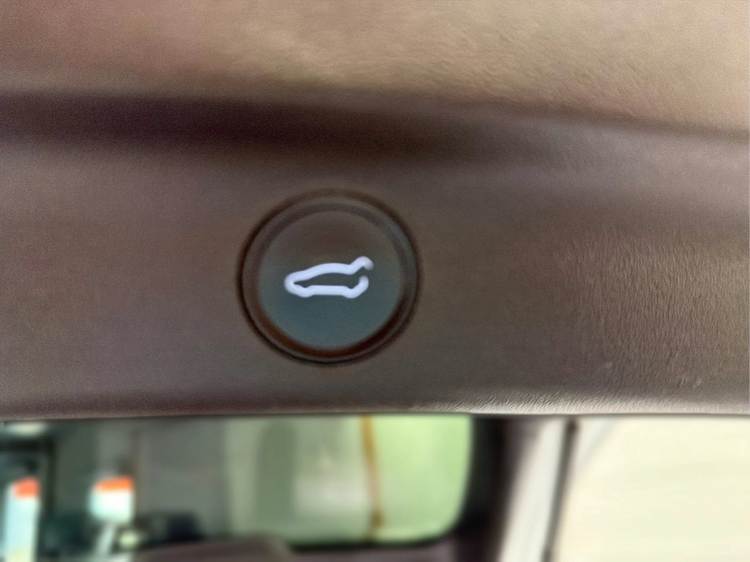 Used 2021 Tesla Model Y Long Range AWD/4WD image 21