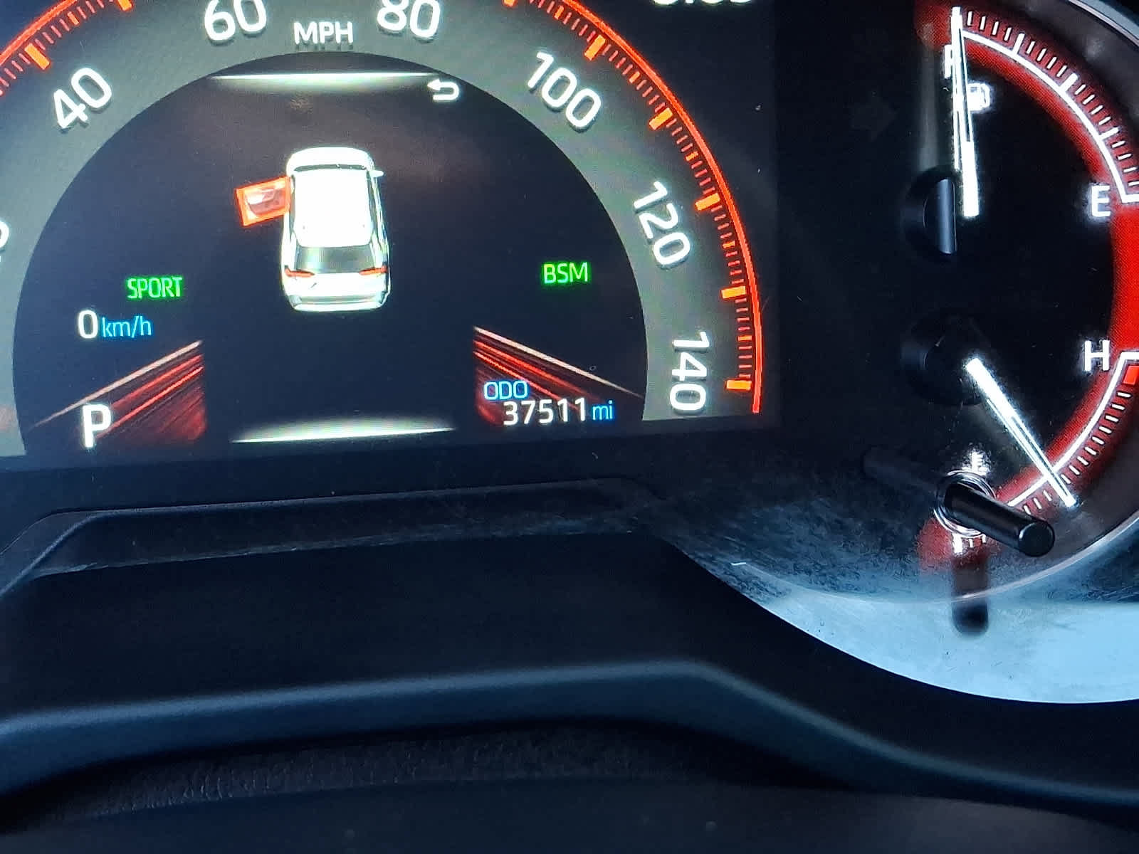 Used 2024 Toyota RAV4 XLE w/ Convenience Package AWD/4WD image 24