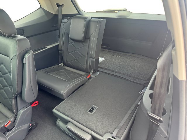 New 2026 Volkswagen Atlas SE FWD image 13