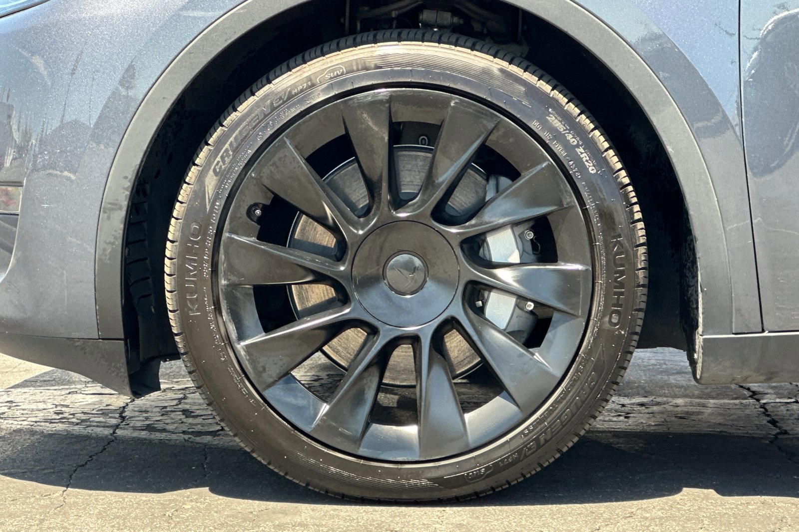 Used 2023 Tesla Model Y Long Range AWD/4WD image 25