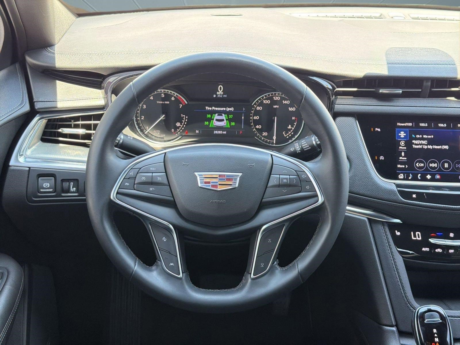 Certified 2024 Cadillac XT5 Luxury w/ LPO, Floor Liner Package FWD image 16