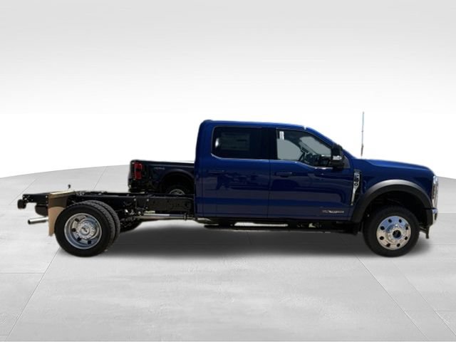 New 2026 Ford F550 4x4 Crew Cab image 17