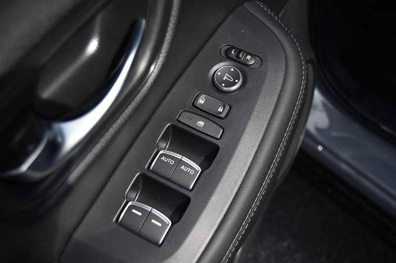 New 2026 Honda HR-V EX-L image 8